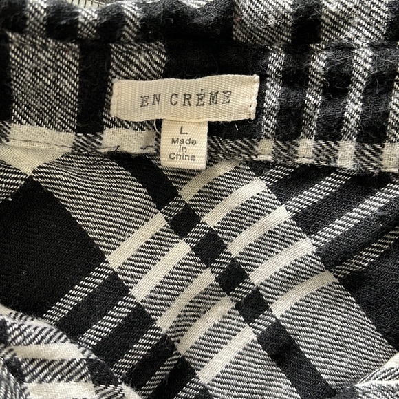 En Creme Plaid Dress - Picture 8 of 12